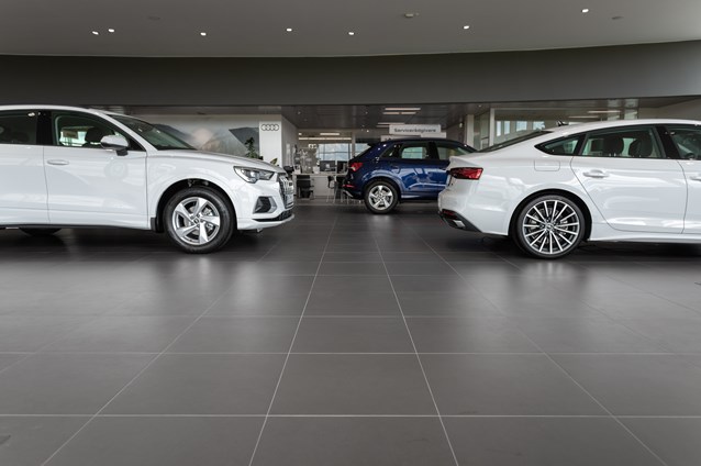 Audi Halmstad Projektplatta 60X60 Hall