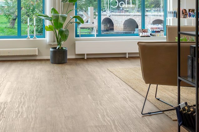 Maxwear Ek Classic 116121 Salong Stående